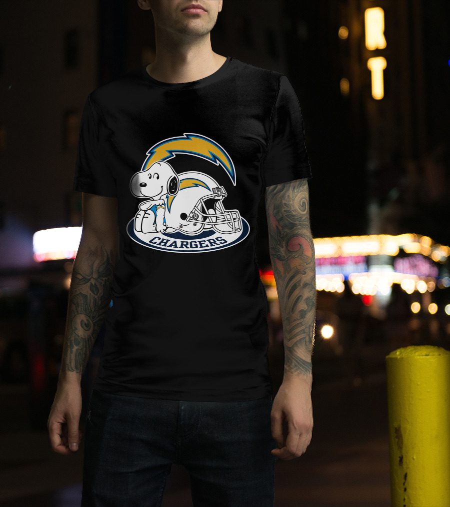 Los Angeles Chargers Snoopy Helmet Clipart 2 T-Shirt