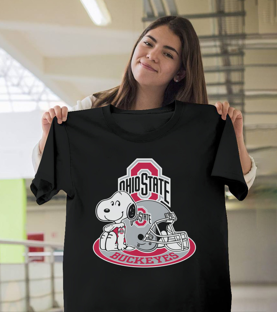 Ohio State Buckeyes Snoopy With Logo And Helmet T-Shirt