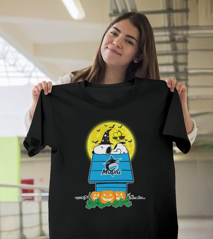 Snoopy Miami Marlins Halloween Moon Pumpkins T-Shirt