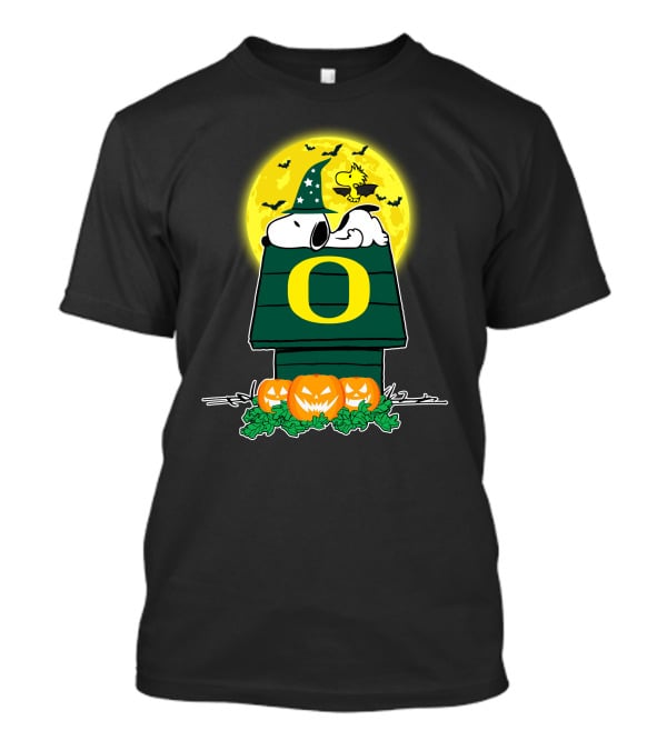 Snoopy Halloween Oregon Ducks Moon Pumpkins Woodstock Bats T-Shirt
