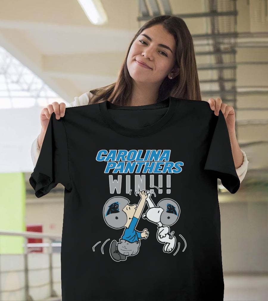 Carolina Panthers Win High Five Celebration Peanuts Characters T-Shirt