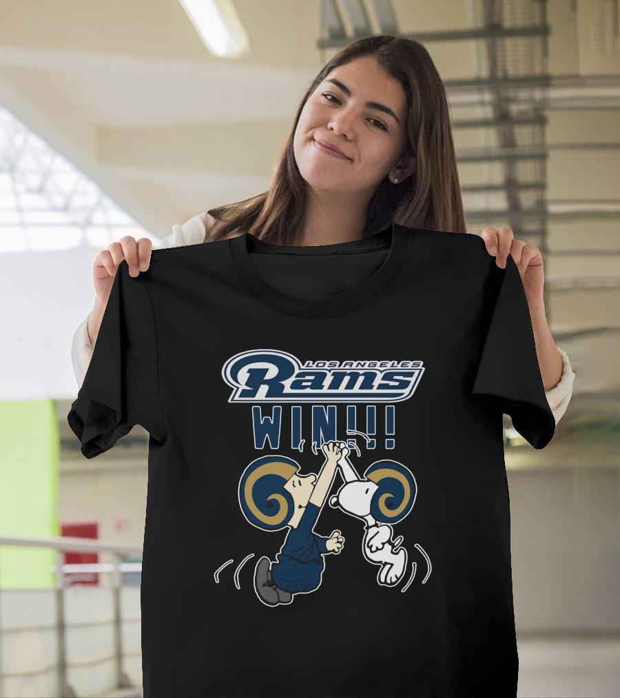Los Angeles Rams Win Peanuts Characters High Five T-Shirt