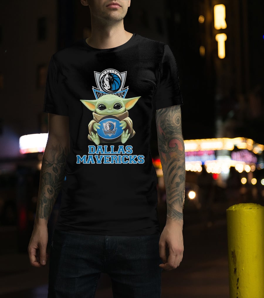 Dallas Mavericks Baby Yoda Holding Basketball T-Shirt