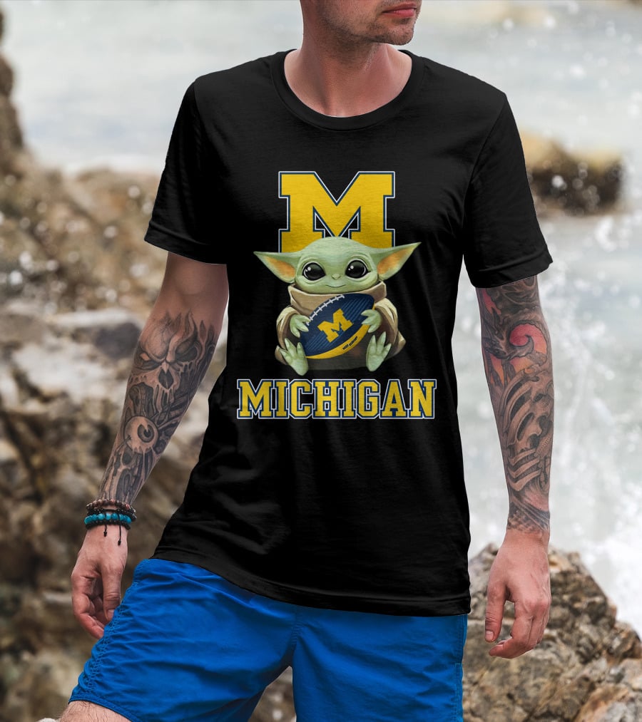 Michigan Wolverines Baby Yoda Football Fan Character M T-Shirt