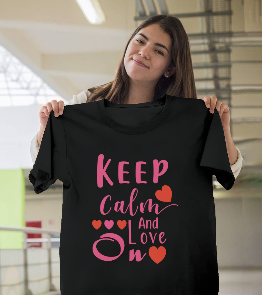 Keep Calm and Love On with Heart Motif T-Shirt