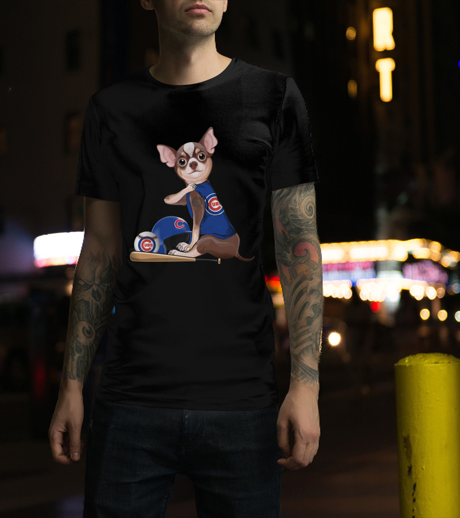 Chicago Cubs Chihuahua Baseball Fan With Helmet And Bat T-Shirt