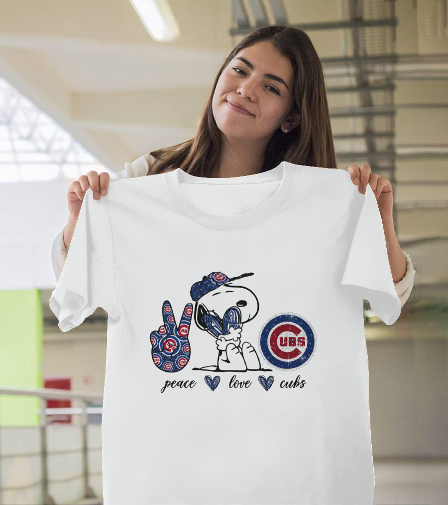 Peace Love Cubs Chicago C Logo Snoopy T-Shirt