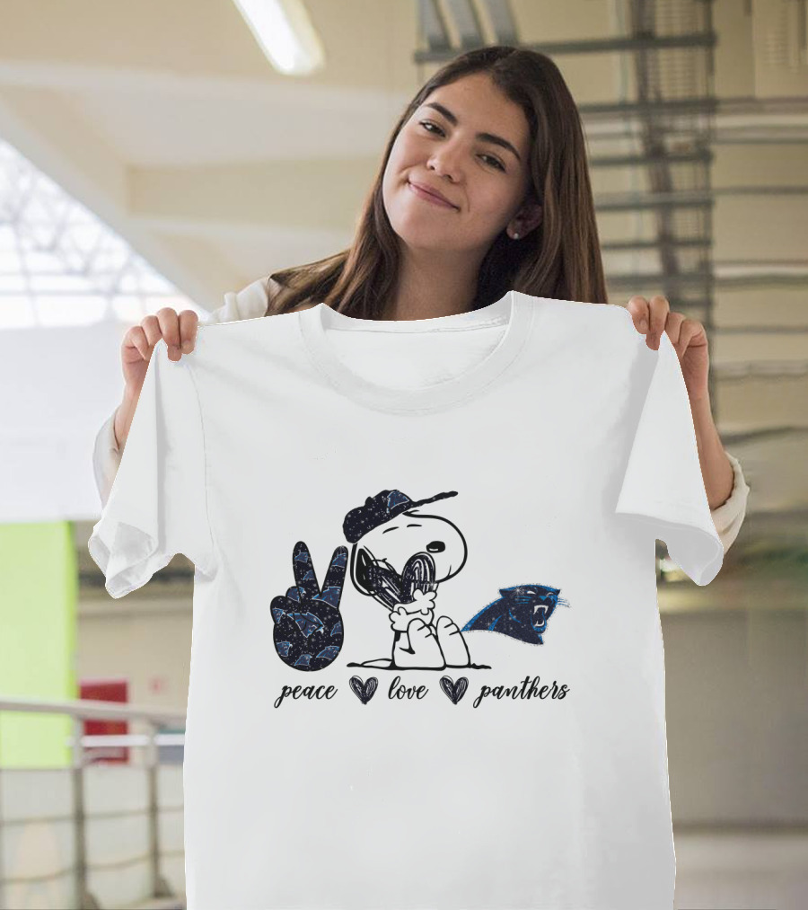 Peace Love Carolina Panthers Snoopy Fan T-Shirt