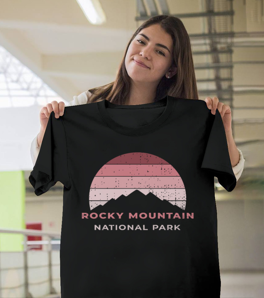 Rocky Mountain National Park Vintage Sunset T-Shirt