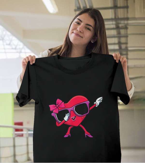 Dabbing Heart Girl Valentine Dab Love Sunglasses And Bow T-Shirt