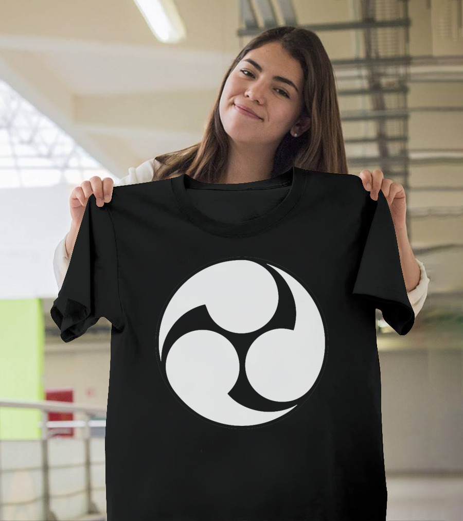 Buddhist Yin Yang Shinto Mitsu Tomoe T-Shirt