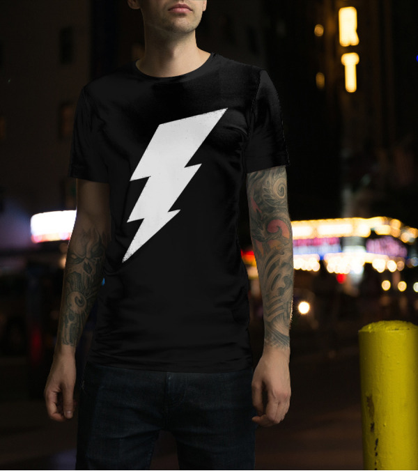 Distressed Lightning Bolt Fun Quick Halloween T-Shirt