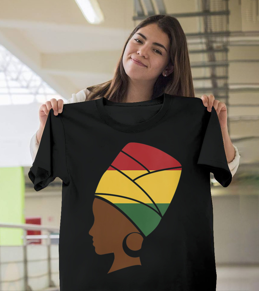 Wo Proud Reggae Woman Jamaican Pride Rasta Colors T-Shirt