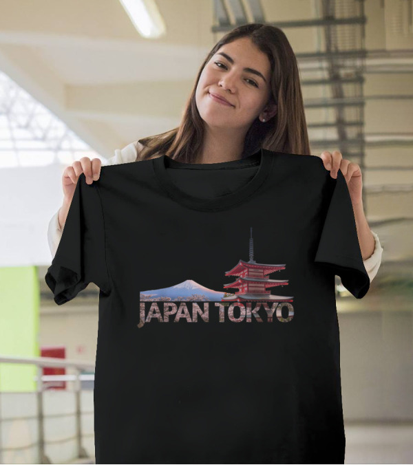 Japan Tokyo Mount Fuji Chureito Pagoda Scenic View T-Shirt