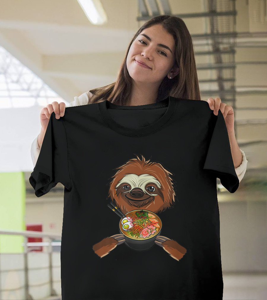 Cute Ramen Loving Giant Sloth Unique Mania T-Shirt