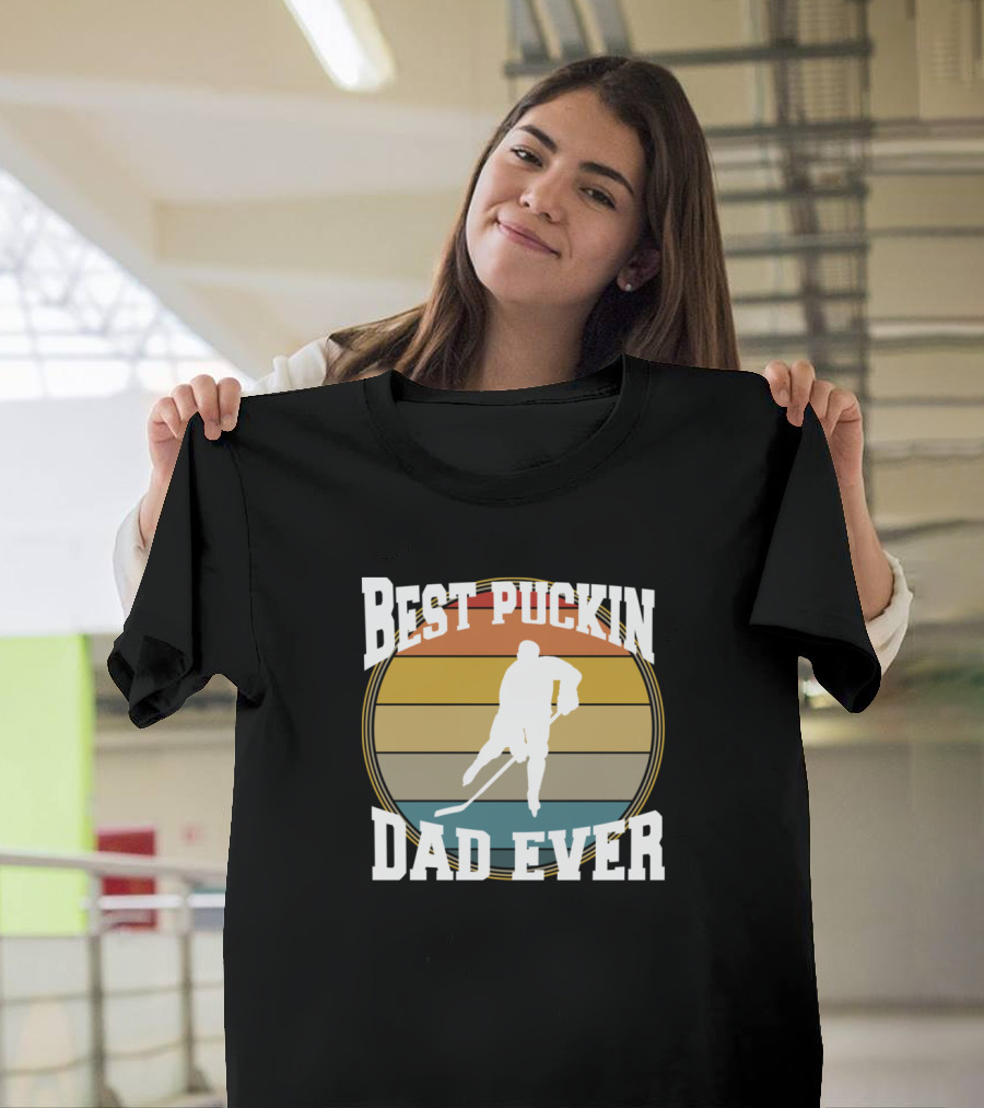 Best Puckin Dad Ever Hockey Silhouette Vintage Retro Sunset T-Shirt