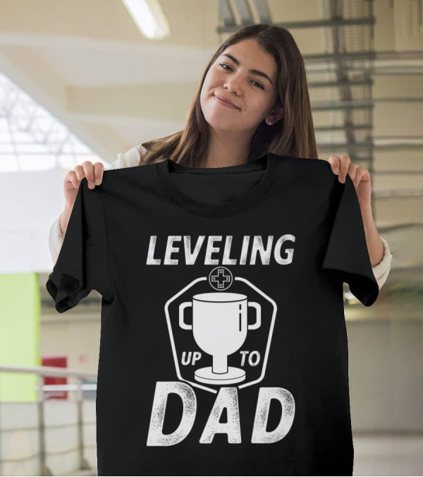 Mens Video Game Leveling Up To Dad Funny New Dad T-Shirt