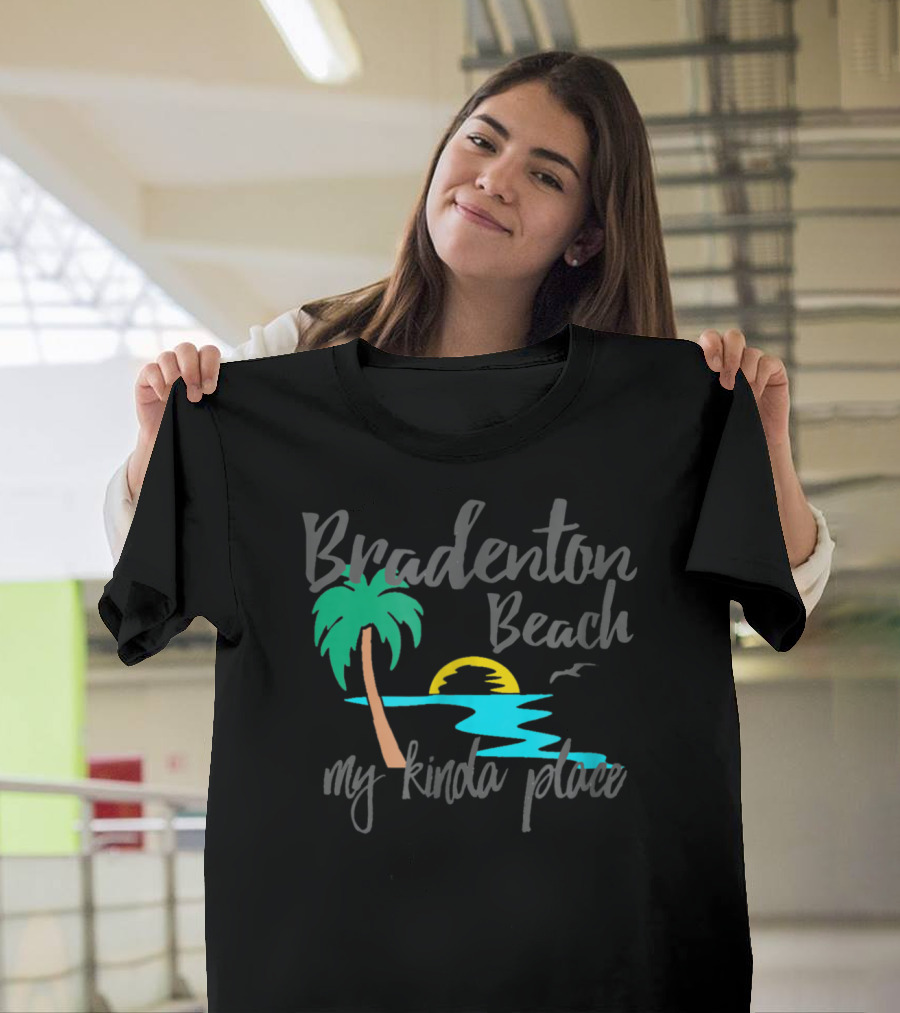 Bradenton Beach Florida My Kinda Place Palm Tree Ocean Sunset Scene T-Shirt