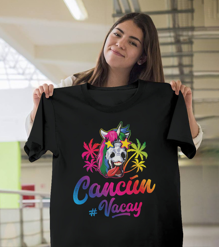 Cancún Unicorn Vacay Party Palm Tree Fun T-Shirt