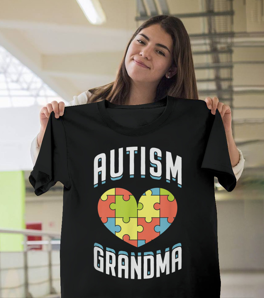 Autism Grandma Heart Puzzle Piece Autism Awareness Day Love T-Shirt