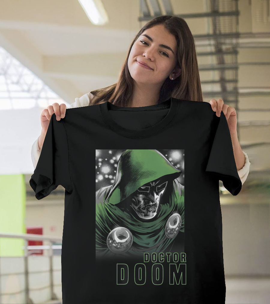 Marvel Fantastic Four Doctor Doom Green Hooded Villain Scene T-Shirt