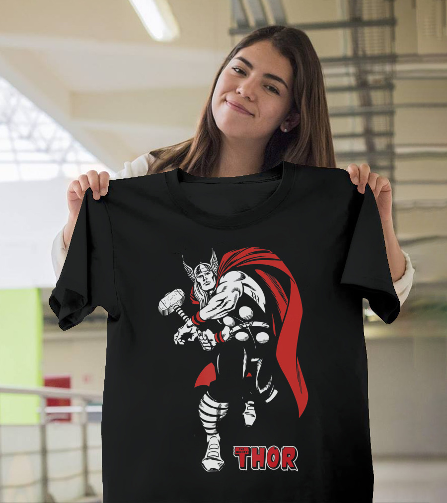 Marvel Thor Mighty Hammer Swing Red Cape Hero T-Shirt