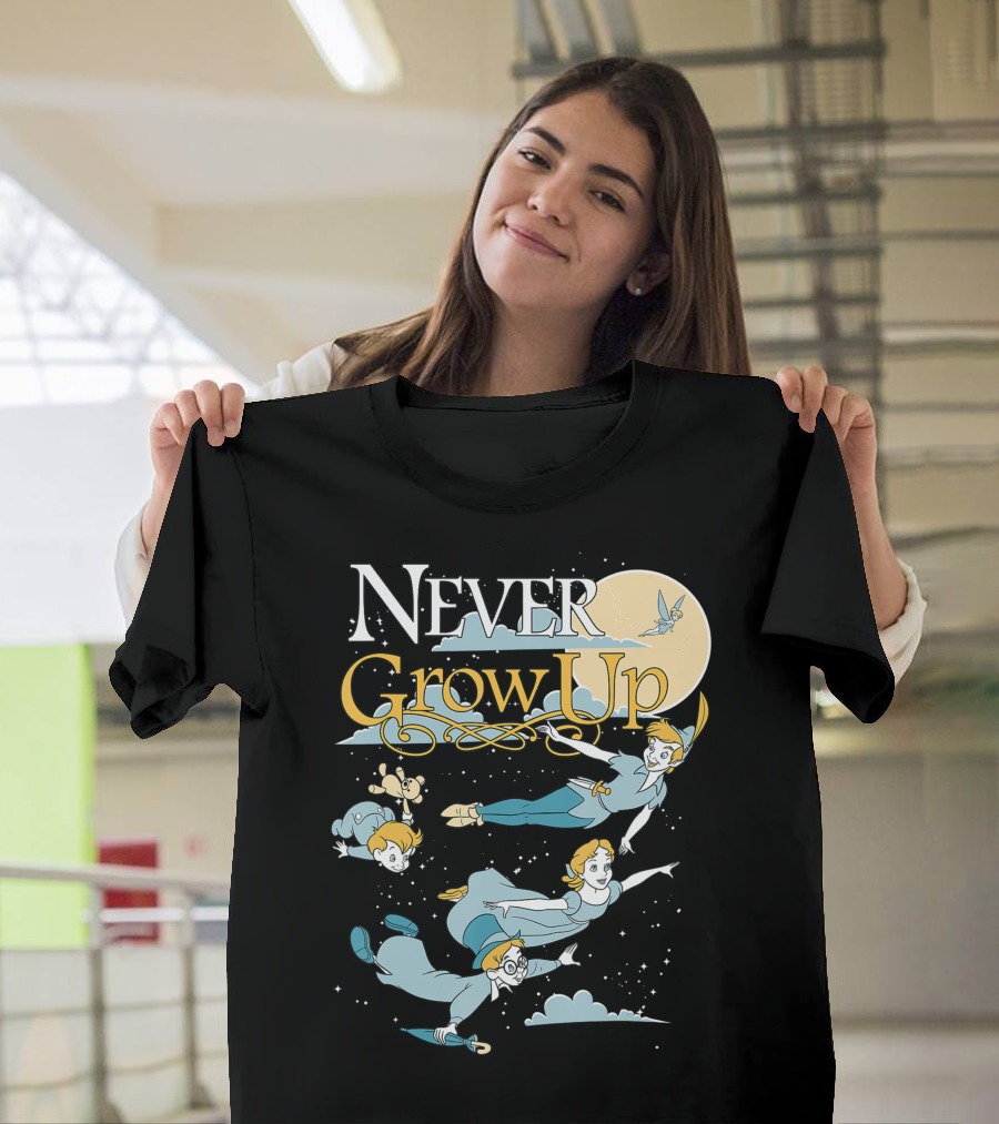 Never Grow Up Disney Peter Pan Group Shot Flying Family Night Sky T-Shirt