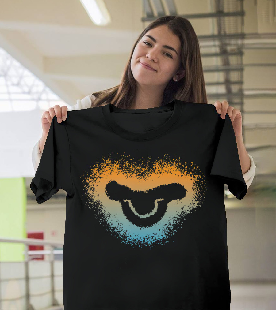 Disney The Lion King Simba Symbol Live Action Ombre Heart Paw T-Shirt