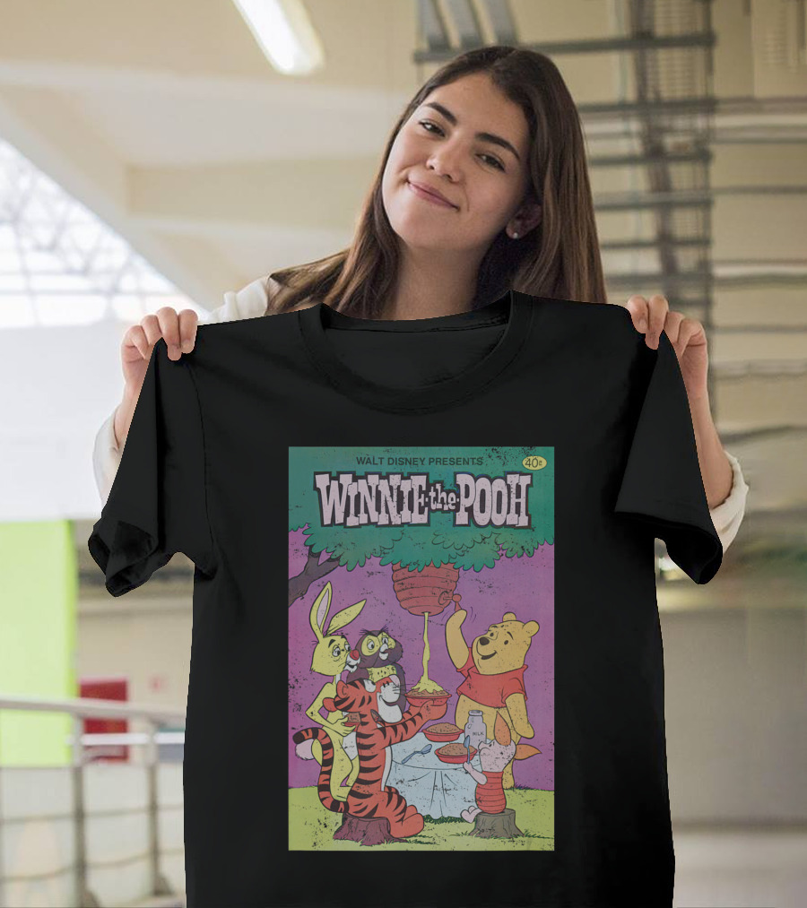 Walt Disney Presents Winnie The Pooh Vintage Comic Cover Piglet Tigger Eeyore Rabbit T-Shirt