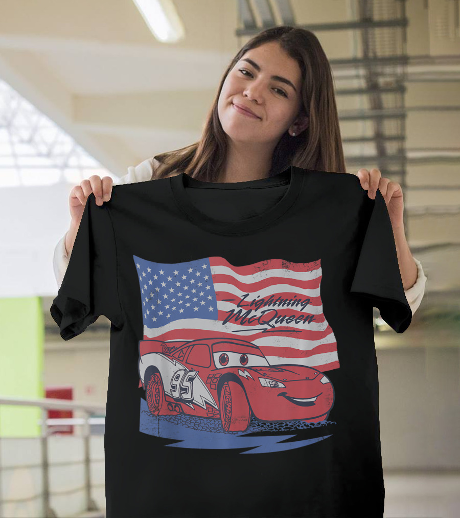 Disney Pixar Cars Lightning McQueen American Flag 95 Racing T-Shirt