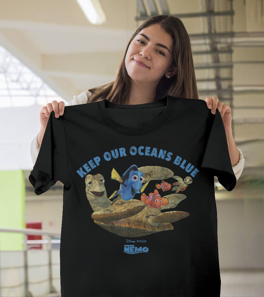 Disney Pixar Finding Nemo Keep Our Oceans Blue Crush Dory Marlin Squirt T-Shirt