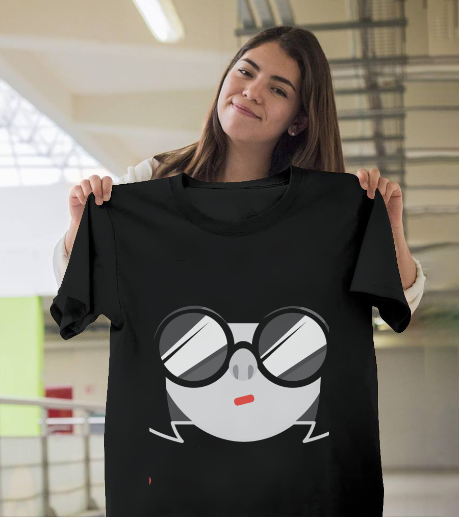Disney Pixar Incredibles 2 Edna Mode Minimalist Iconic Glasses and Bob Cut T-Shirt