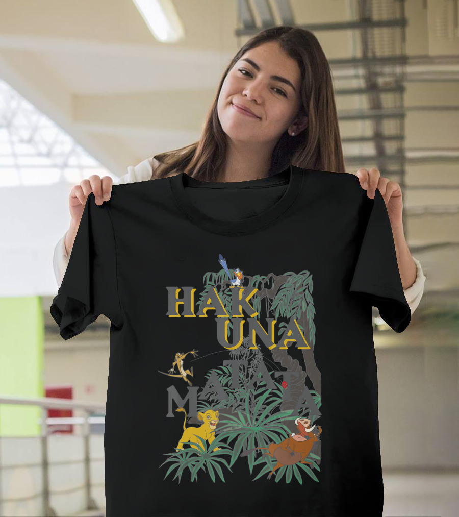 Disney The Lion King Hakuna Matata Simba Timon Pumbaa Jungle Scene T-Shirt