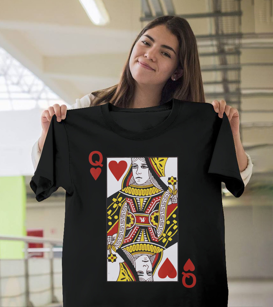 Queen of Hearts Blackjack Cards Poker 21 Q Couple Card T-Shirt