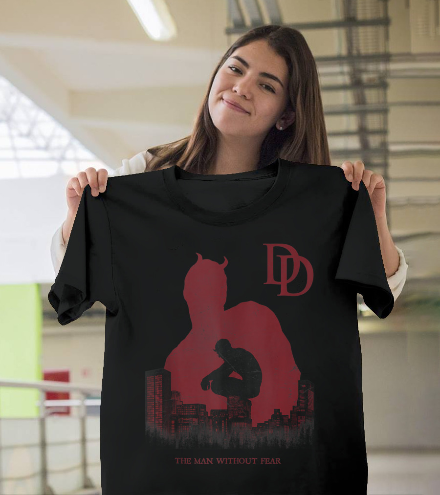Marvel Daredevil Man Without Fear DD Silhouette City Background T-Shirt