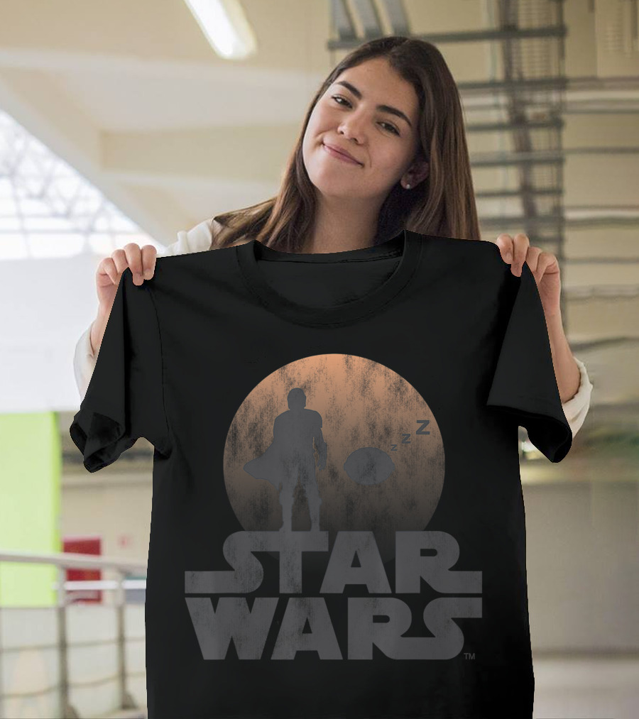 Star Wars Mandalorian Sleeping Child Silhouette Moon Background T-Shirt