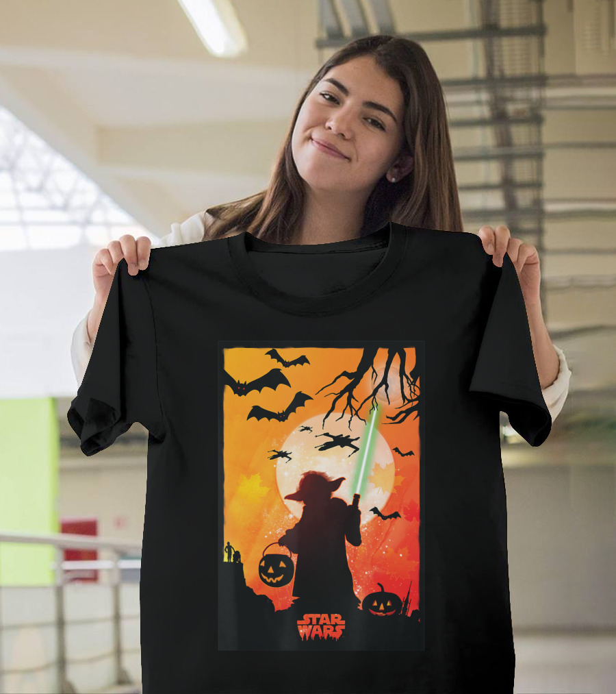 Star Wars Halloween Yoda with Lightsaber and Pumpkin T-Shirt