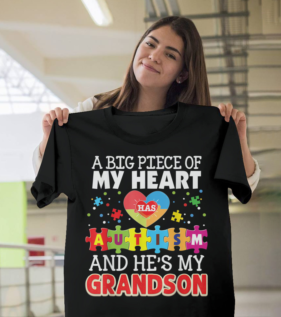A Big Piece of My Heart Has Autism and He's My Grandson Puzzle Heart T-Shirt