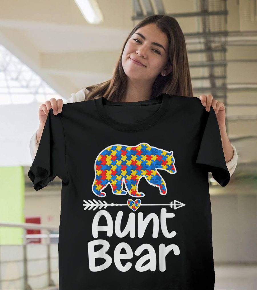 Aunt Bear Puzzle Pattern Autism Awareness Support Autistic Adults T-Shirt