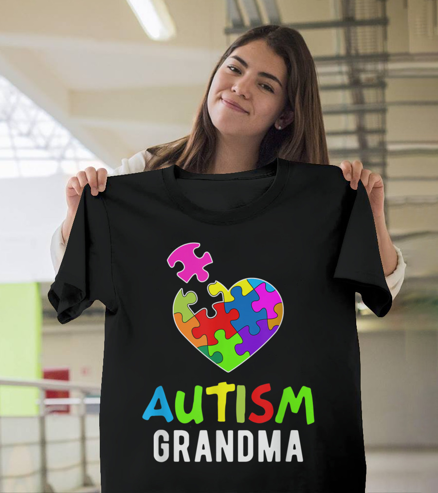 Autism Grandma Heart Puzzle Awareness T-Shirt