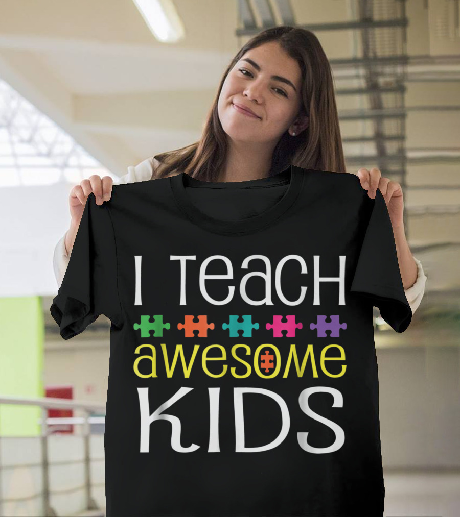 I Teach Awesome Kids Autism Teacher Special Education Puzzle T-Shirt