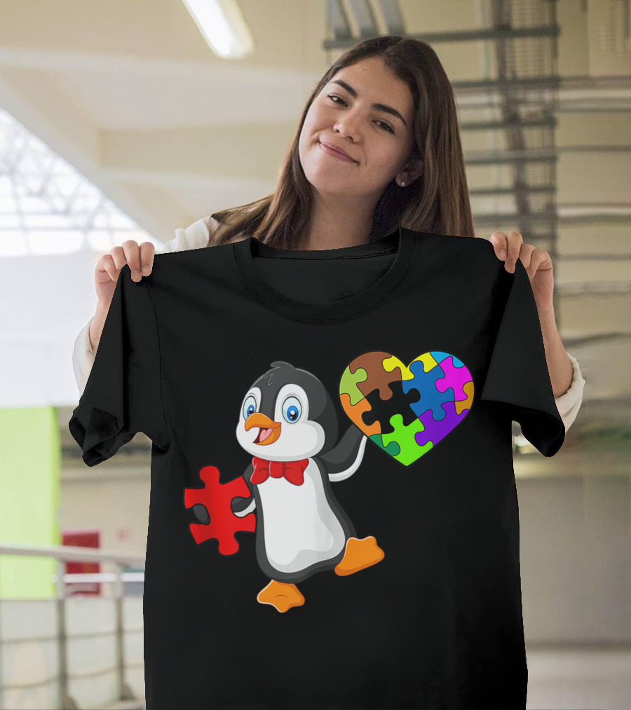 Penguin Holding Colorful Puzzle Heart Autism Awareness T-Shirt