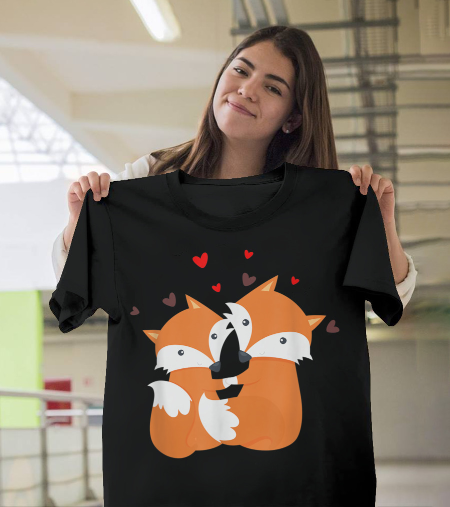 Foxes With Hearts Valentines Day Pink And Red T-Shirt