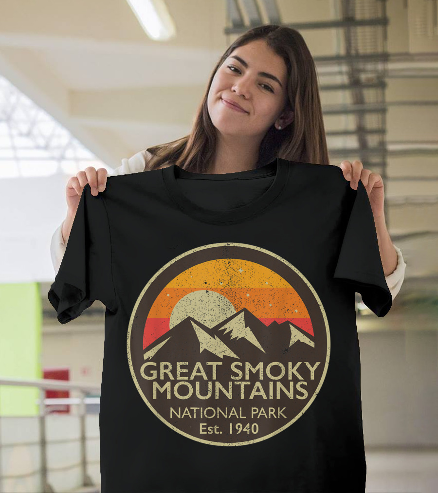 Great Smoky Mountains National Park Est. 1940 Sunset Hiking Camping T-Shirt