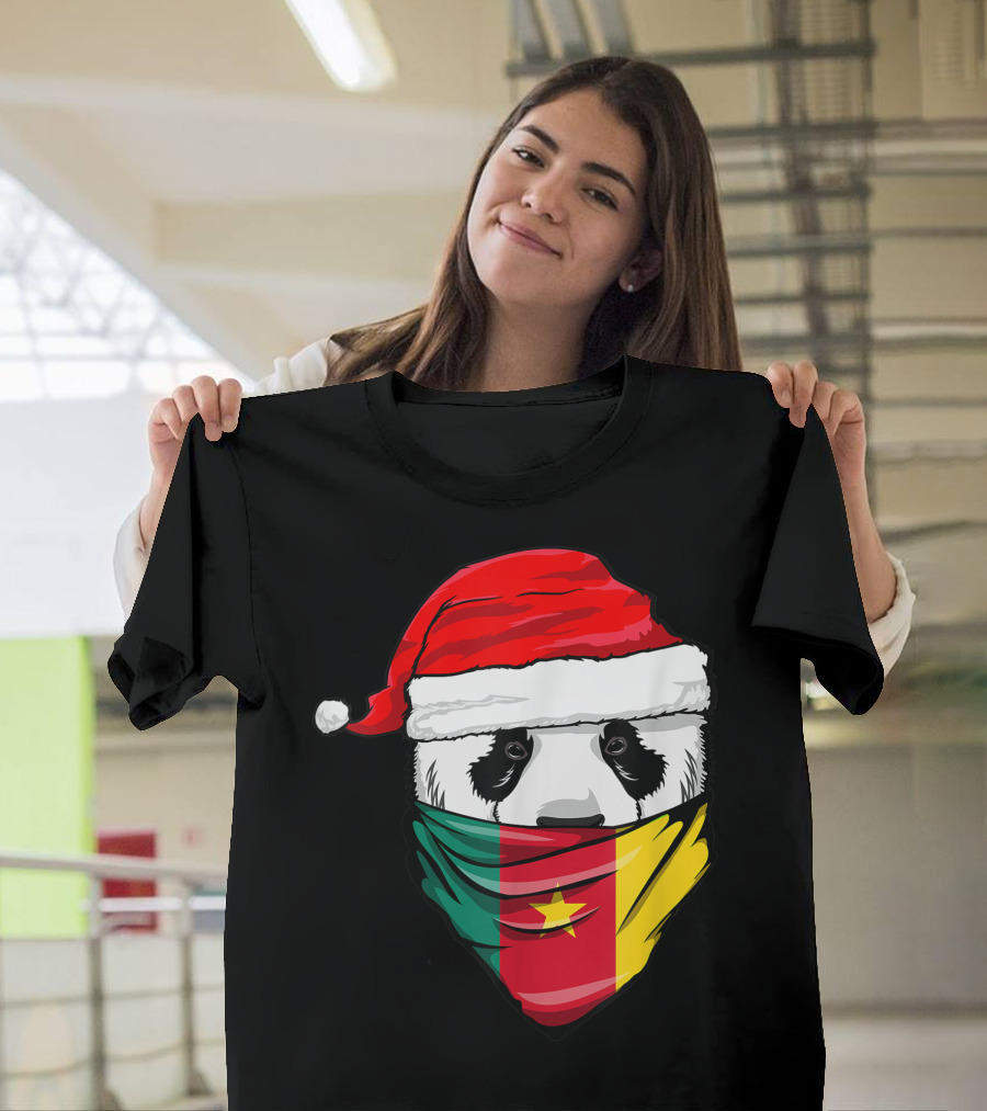 Panda Santa Hat Cameroon Flag Bandana T-Shirt