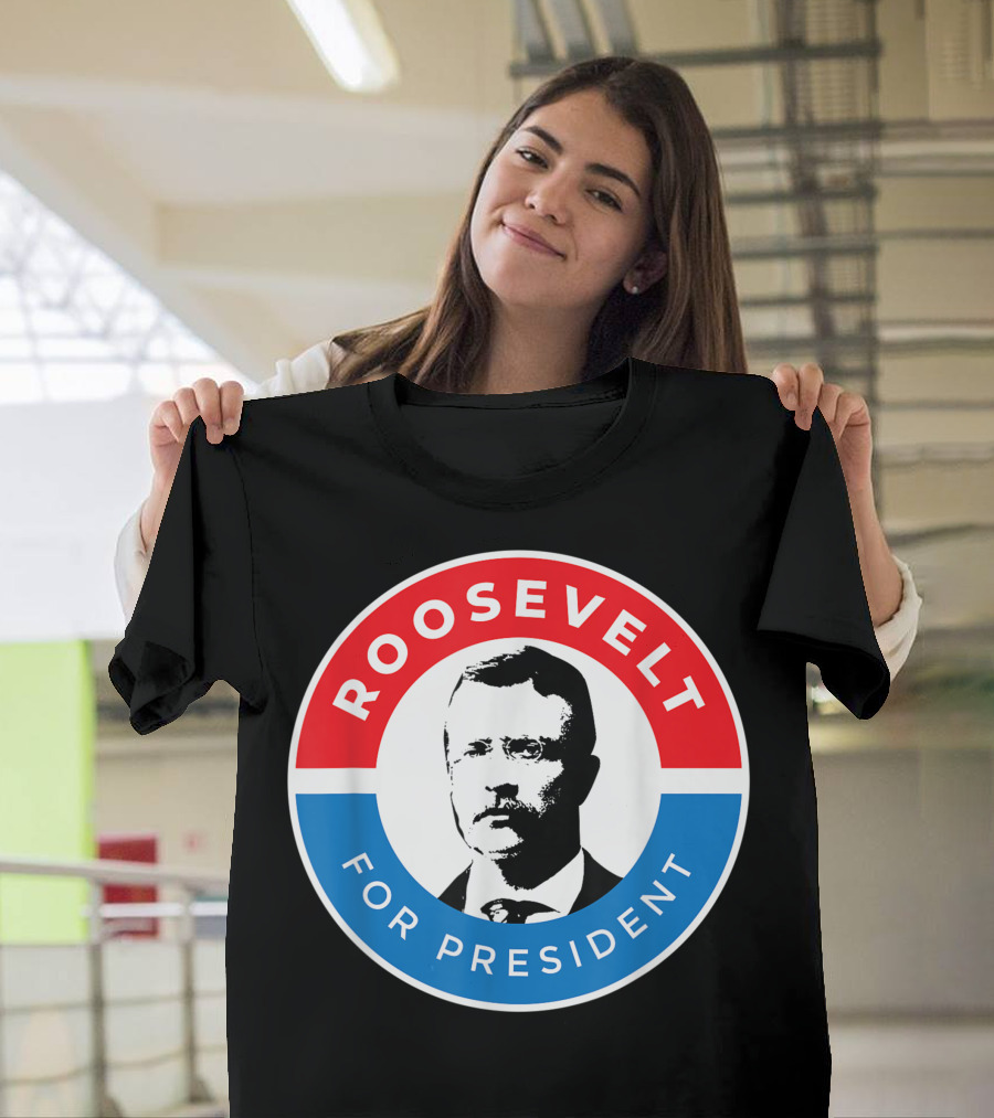 Roosevelt For President Red White Blue Circle Badge T-Shirt