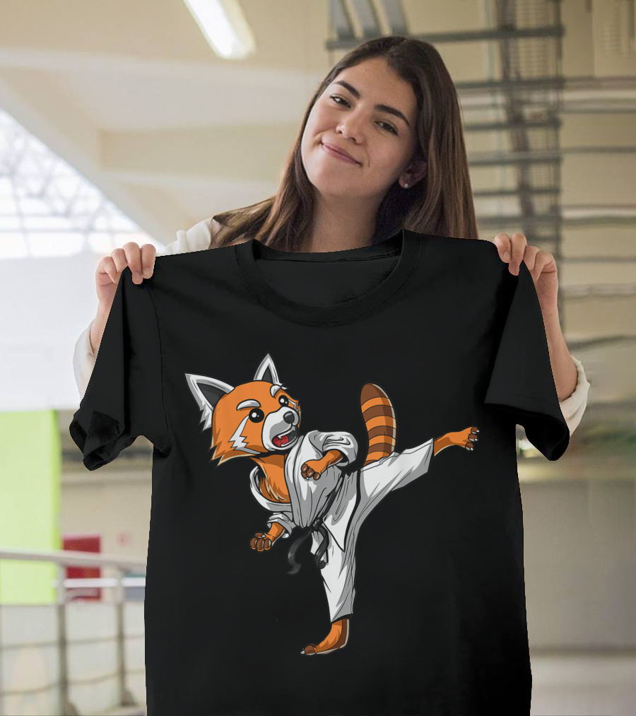 Red Panda Karate Ninja Martial Arts Kickboxing Taekwondo Kicking Action T-Shirt