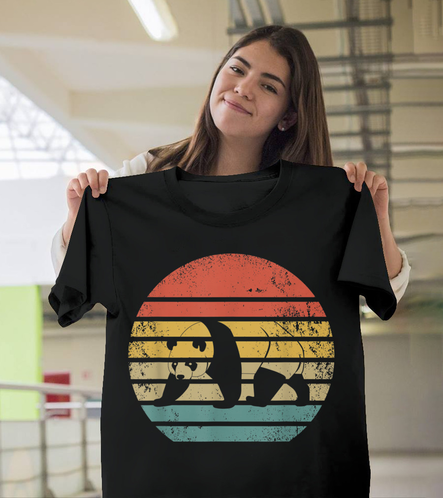 Retro Vintage Giant Panda Bear Stripes T-Shirt