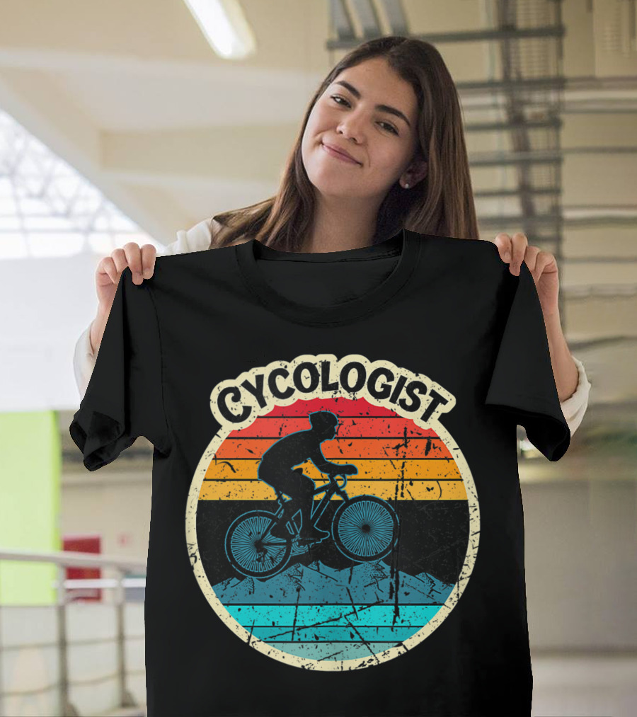 Cycologist Retro Cycling Bicycle Cyclist Triathlon Bike T-Shirt