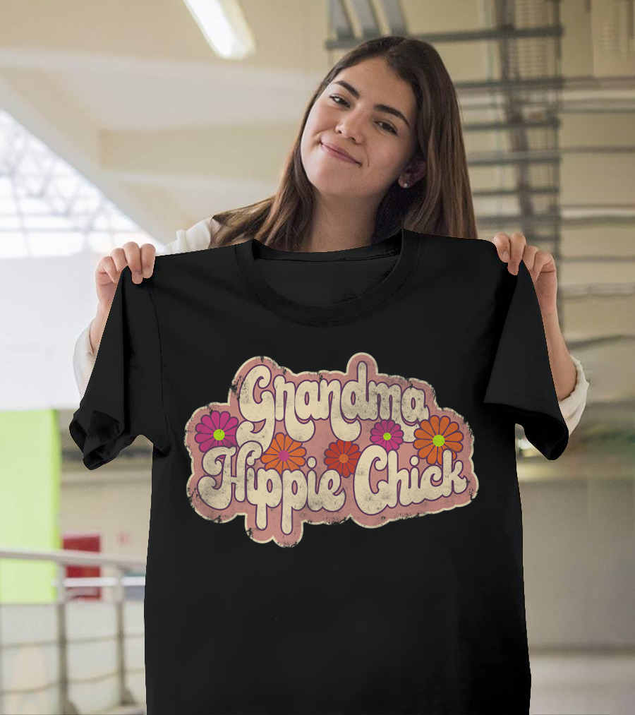 Grandma Hippie Chick Floral Retro Vibes T-Shirt